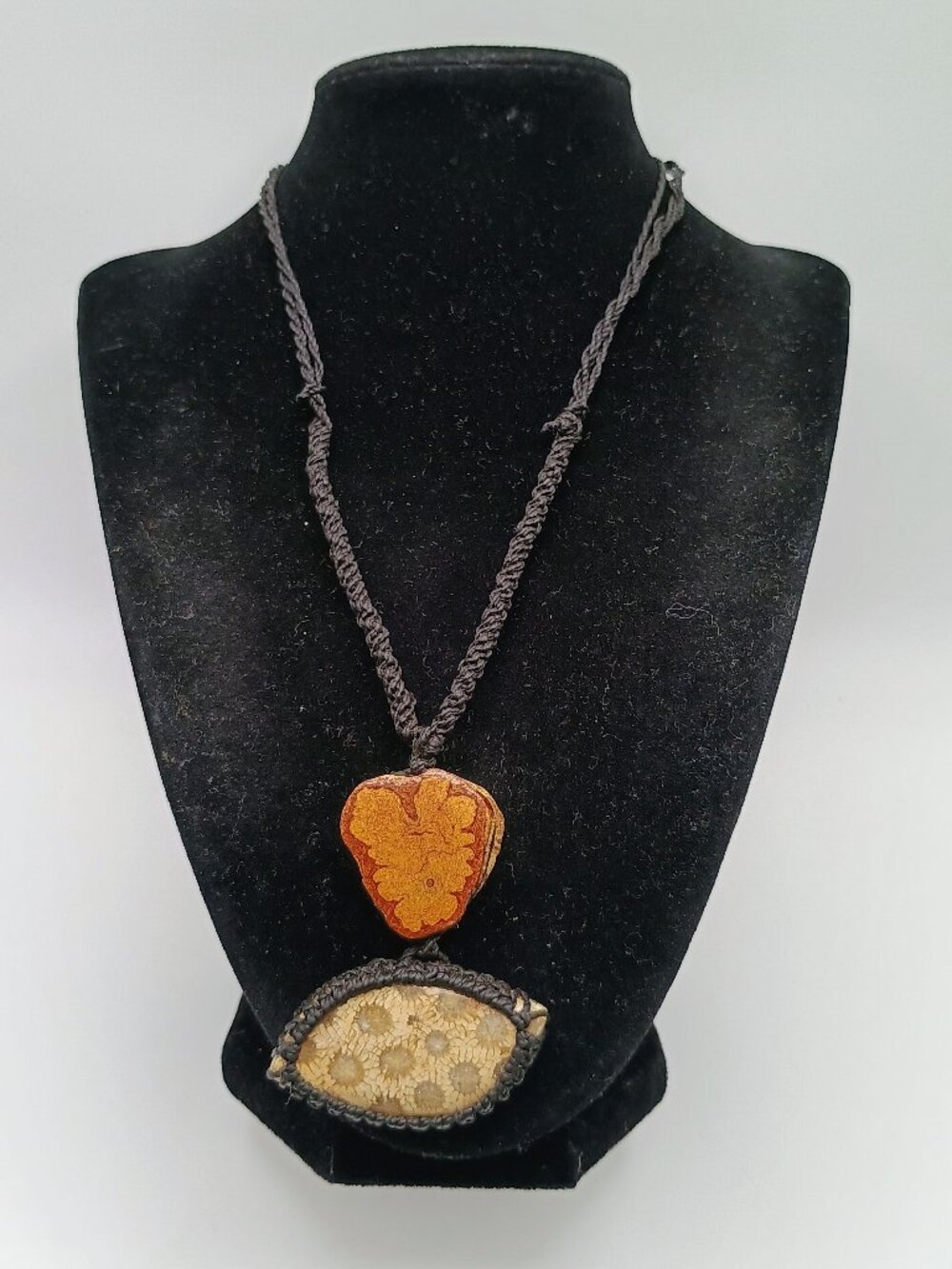 Macrame Necklace with Leopard Stone